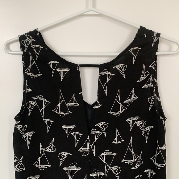 Patterned Monk & Lou sleeveless blouse - Picture 3 of 3